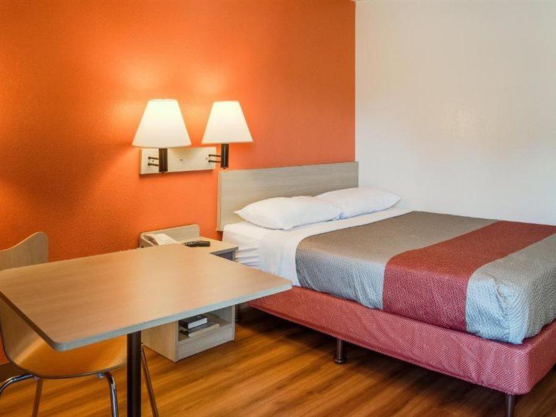 Motel 6-Kelso, Wa - Mt. St. Helens Esterno foto