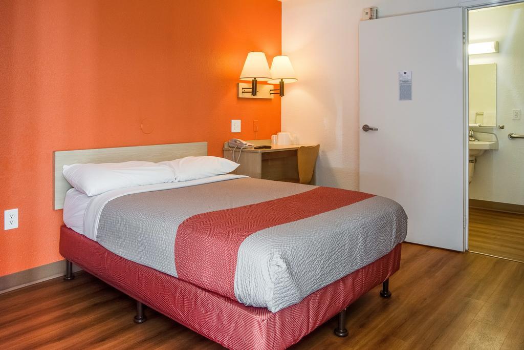 Motel 6-Kelso, Wa - Mt. St. Helens Esterno foto
