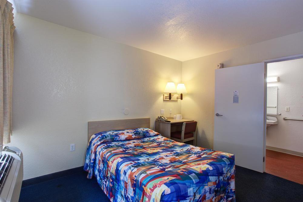 Motel 6-Kelso, Wa - Mt. St. Helens Esterno foto