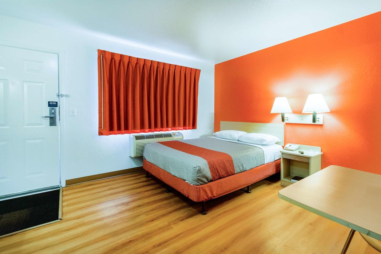 Motel 6-Kelso, Wa - Mt. St. Helens Esterno foto