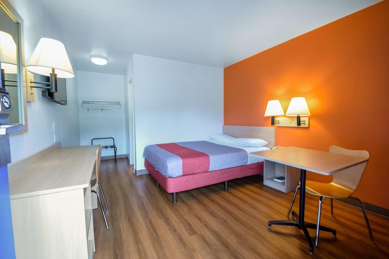 Motel 6-Kelso, Wa - Mt. St. Helens Esterno foto