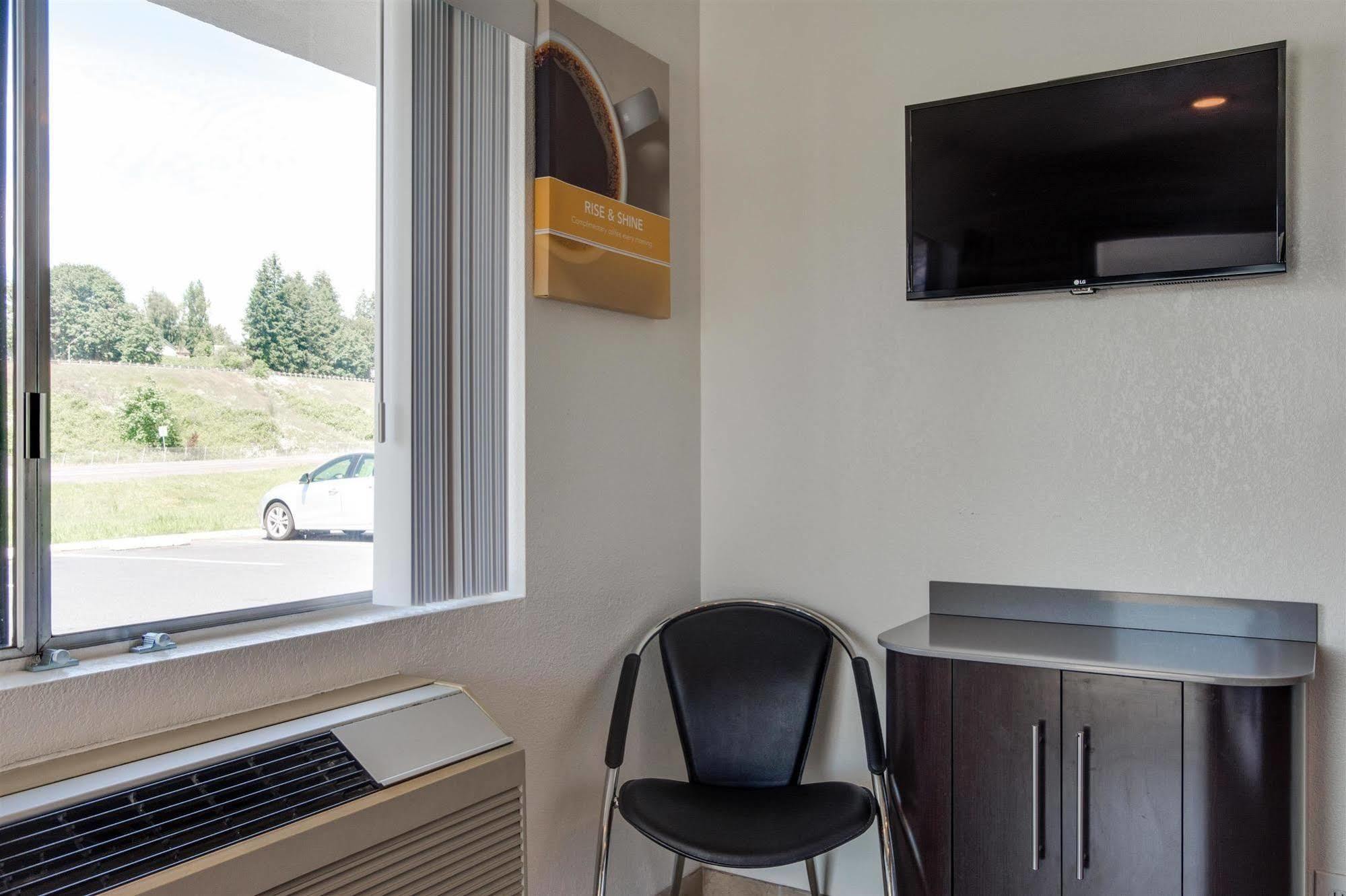 Motel 6-Kelso, Wa - Mt. St. Helens Esterno foto