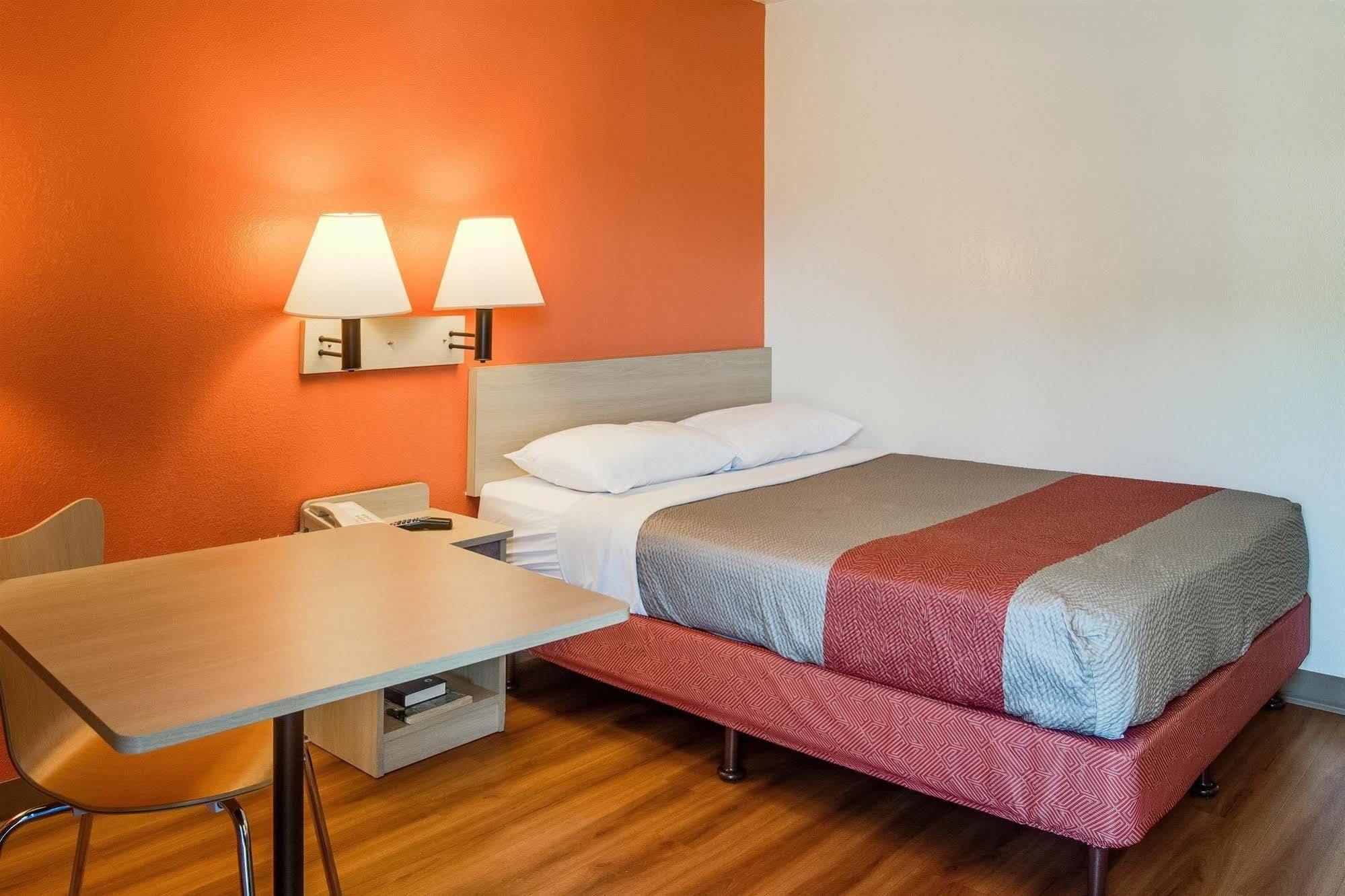 Motel 6-Kelso, Wa - Mt. St. Helens Esterno foto